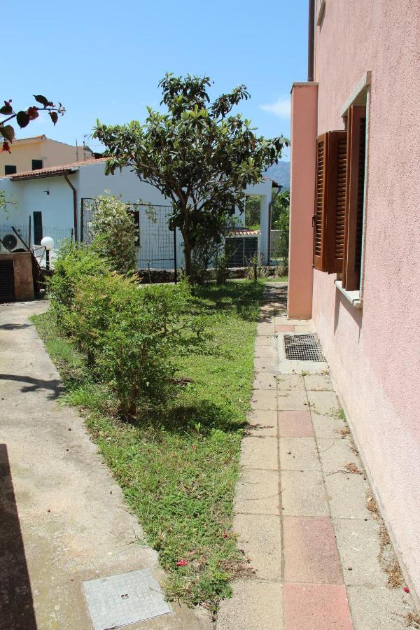 산테오도로 La Giara D'Ambra Garden House 빌라 외부 사진